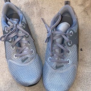 Nike Legend React NEVER WORN